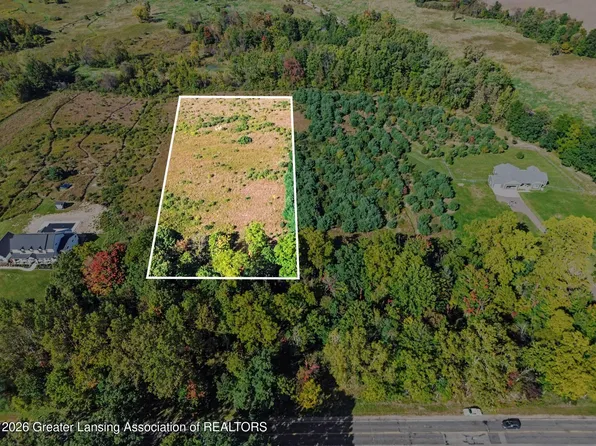 2844 E Howell Rd, Mason, MI 48854