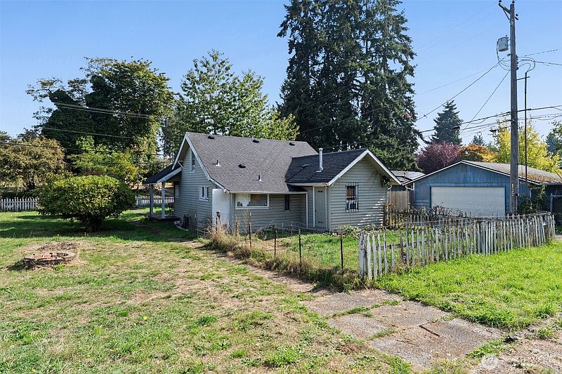 4th image of 6608 E M Street