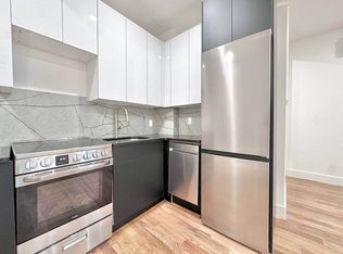 467 Grand St #2B, Brooklyn, NY 11211