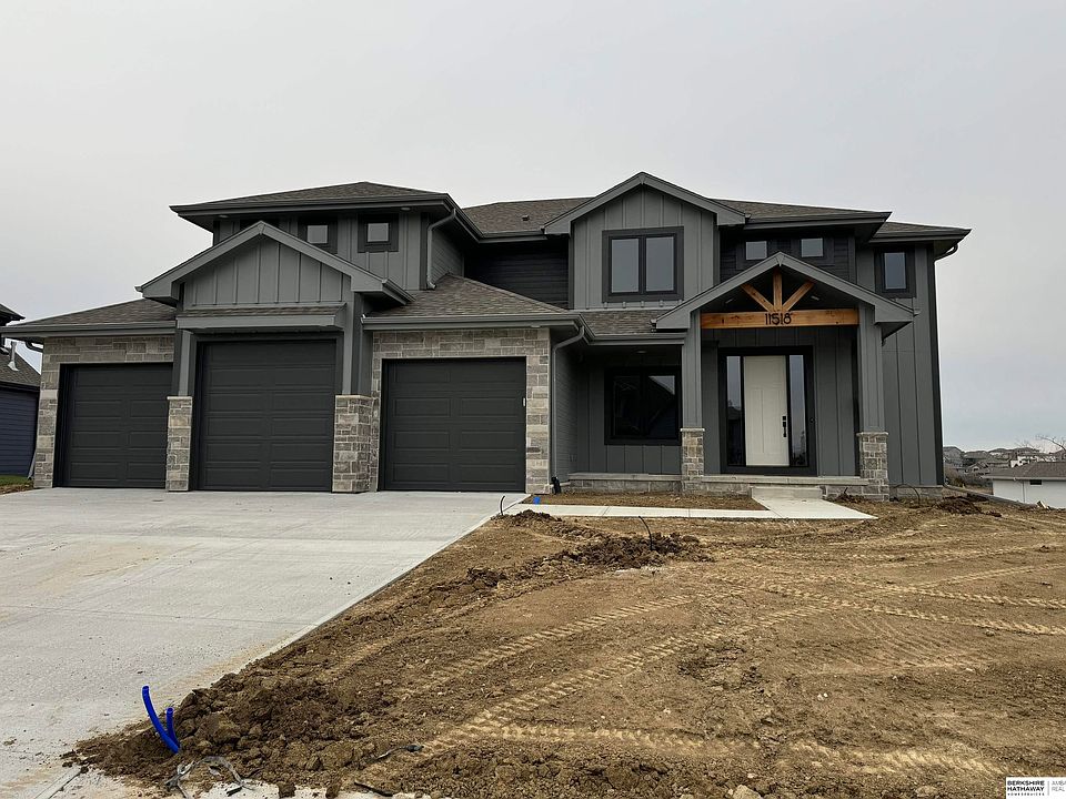1st image of 11518 S 117th Ave