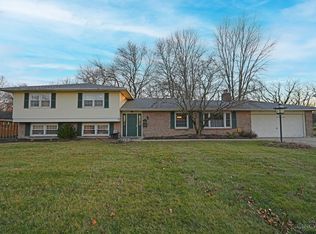 1043 Waycross Rd, Cincinnati, OH 45240