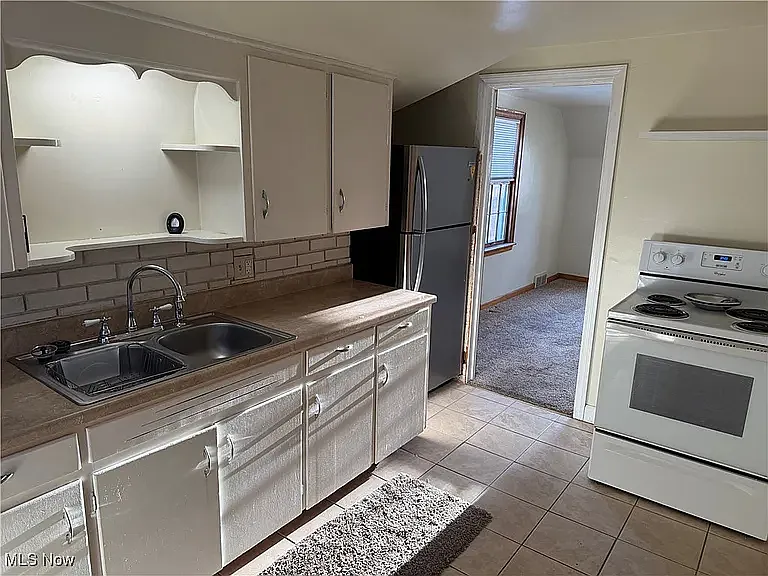 2 bed, 1180 sqft, $1,050 — Photo 4