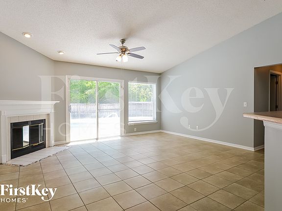 3rd image of 153 Johns Glen Dr