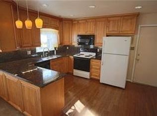 821 Gene Cres, Chesapeake, VA 23320