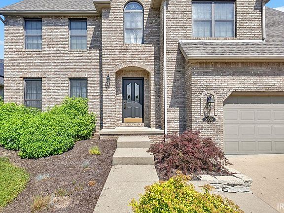 3rd image of 3226 E Kensington Park Dr