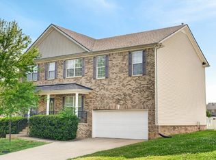183 Vintage Cir, Hendersonville, TN 37075