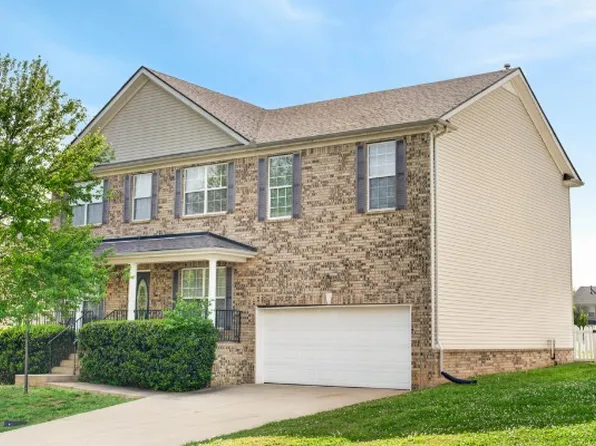 183 Vintage Cir, Hendersonville, TN 37075