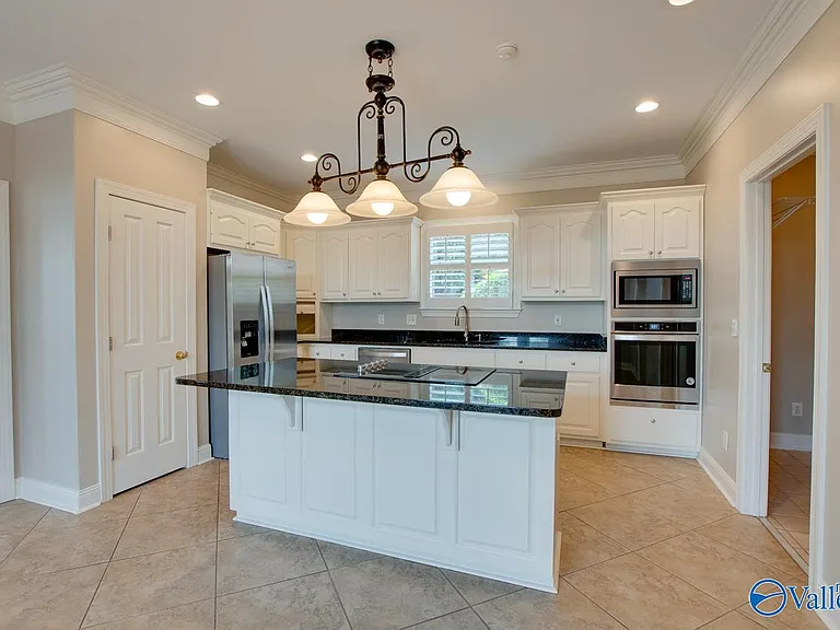 3017 Brunswick Cir SE — Photo 25