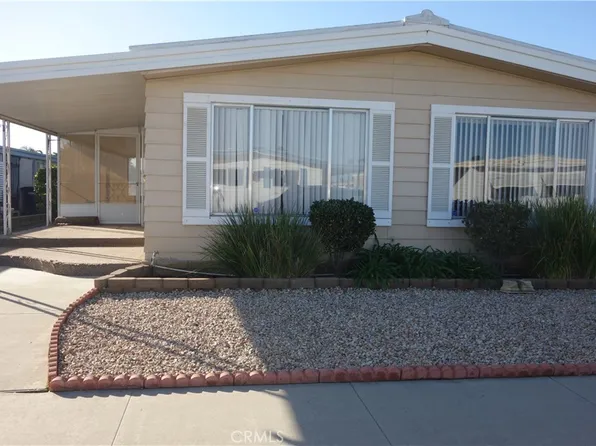 1167 Via Del Mesa, Hemet, CA 92543