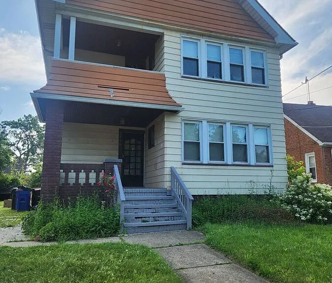 3806 Highland Rd — Photo 2