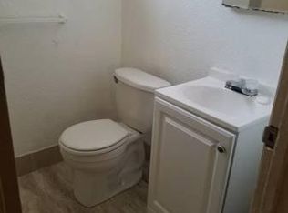 10506 Pearmain St, Oakland, CA 94603