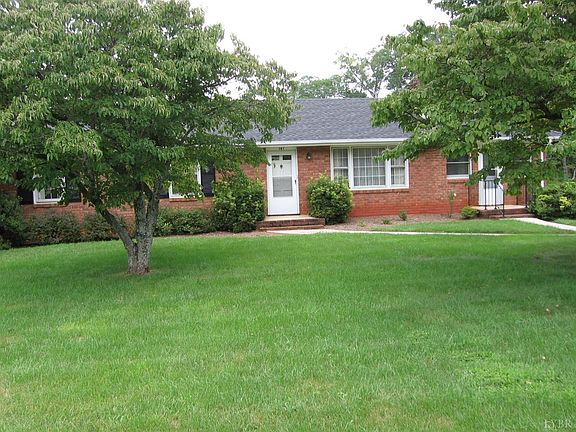 2nd image of 141 Deerwood Dr