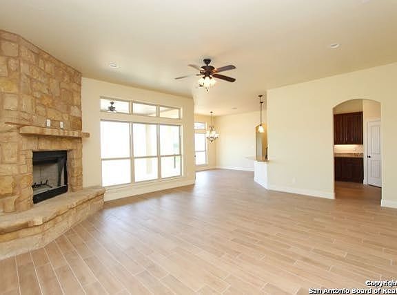 5th image of 143 Las Palomas Dr