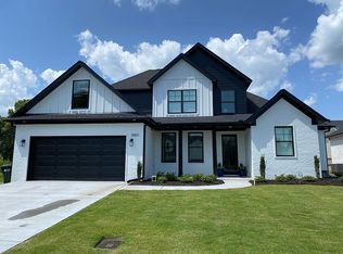 3860 Red Maple Dr, Conway, AR 72034