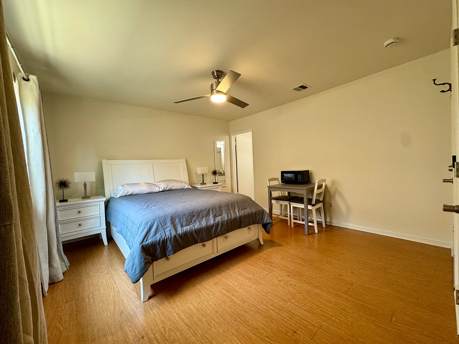 3 bed, 1294 sqft, $1,500 — Photo 3