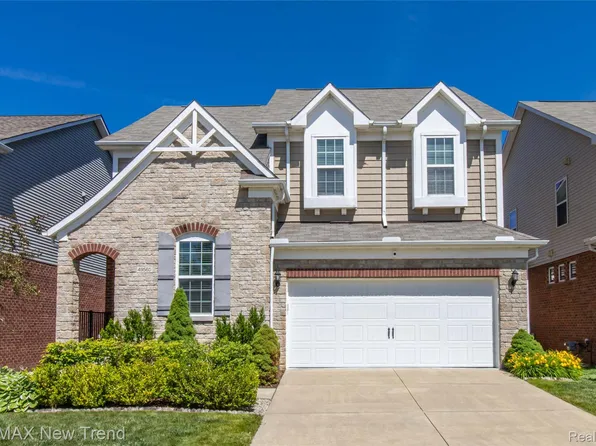 49560 Harrier Pl, Novi, MI 48374