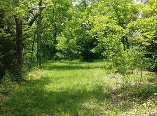 12806 Frontier Rd, Olathe, KS 66061