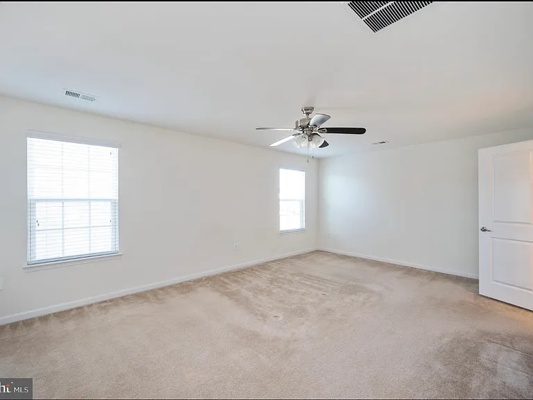 9203 Wild Spruce Dr — Photo 16