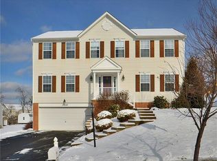 12843 Thoroughbred Dr, North Huntingdon, PA 15642