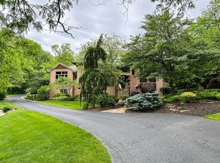 6280 Shawnee Pines Dr, Cincinnati, OH 45243