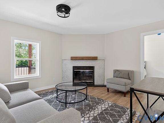 5th image of 320 Agee Ln