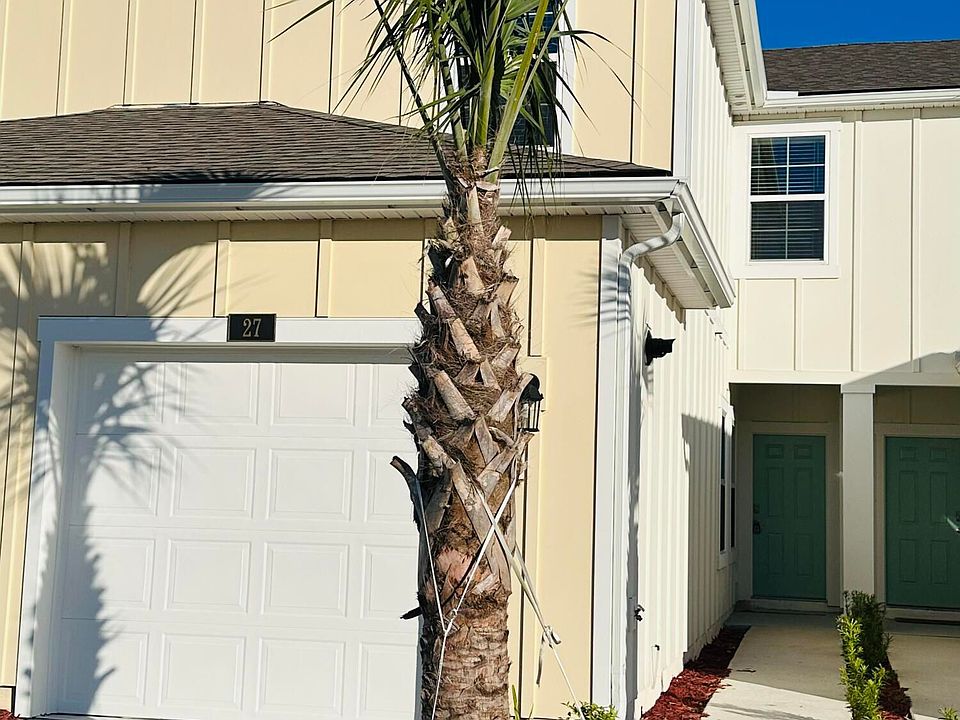 1st image of 27 Temple Dr