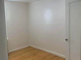 665 E 222nd St #2, Bronx, NY 10467