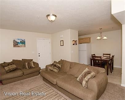 5th image of 1484 Westbury Way APT B