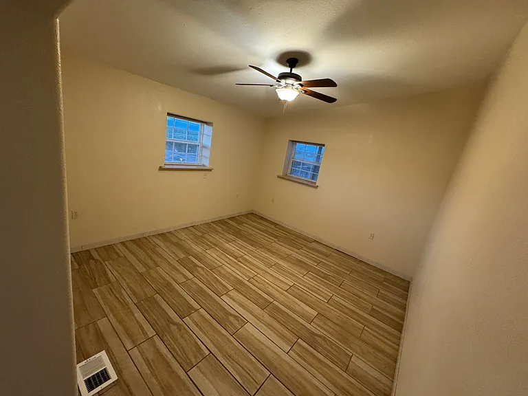 120 Rolling Hills Dr #1 — Photo 6