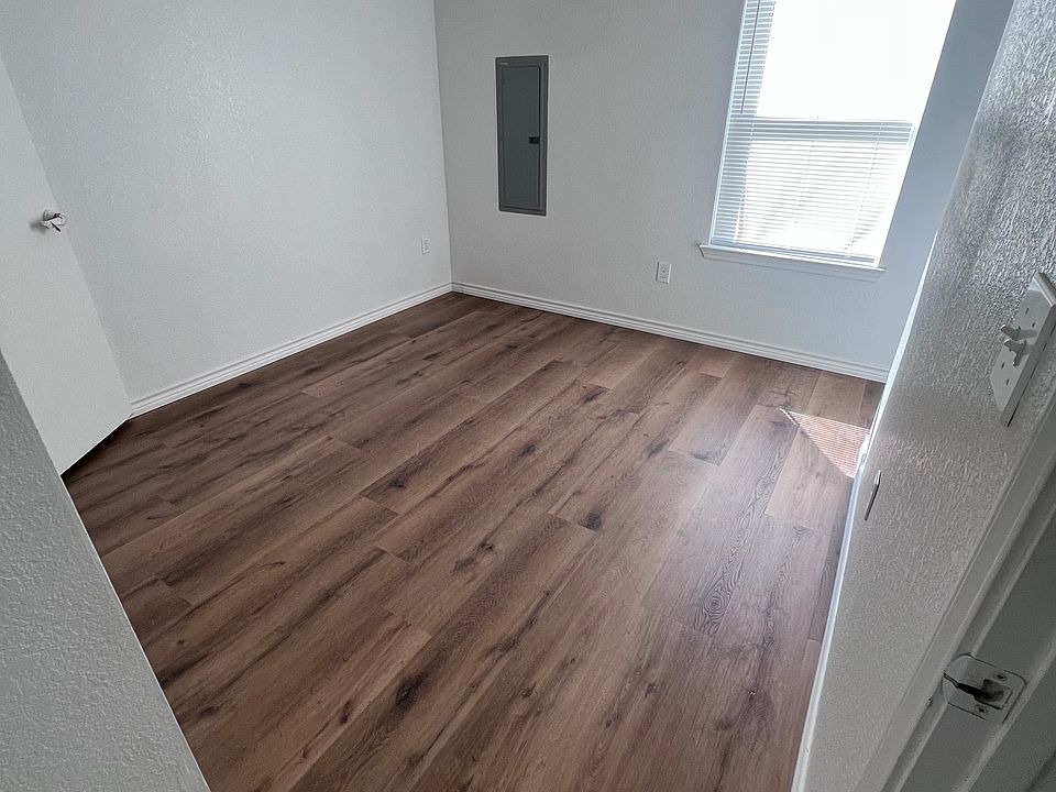 2nd image of 643 W 13th St