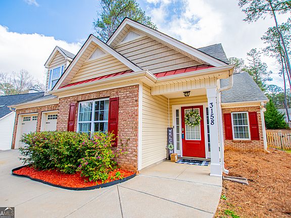 2nd image of 3158 Sweetbriar Dr