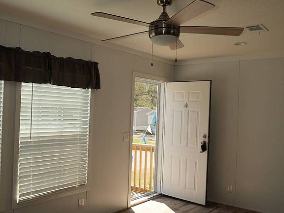 5th image of 5291 Collins Rd #45