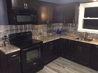 3502 Shelby St, Waterford, MI 48328