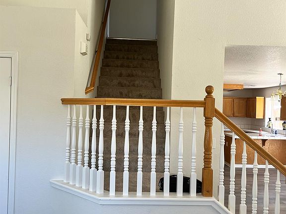 5th image of 1460 Portsmouth Ln