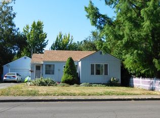 1521 E Washington Ave, Cottage Grove, OR 97424