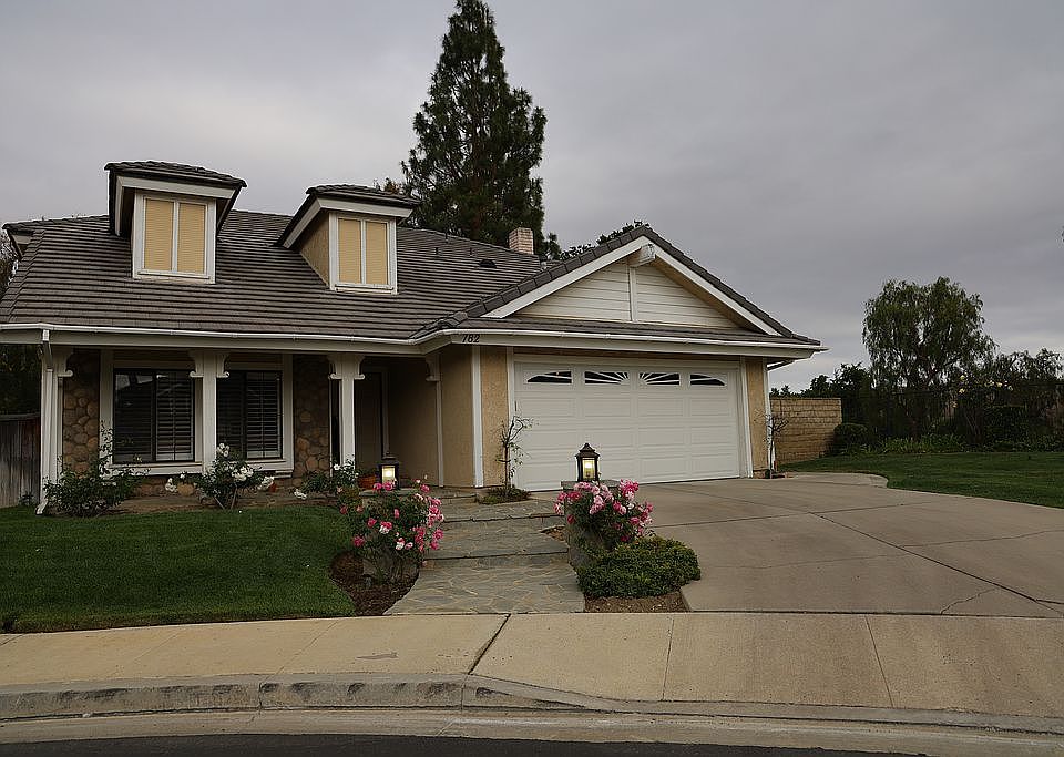 1st image of 782 Aspen Oak Ct