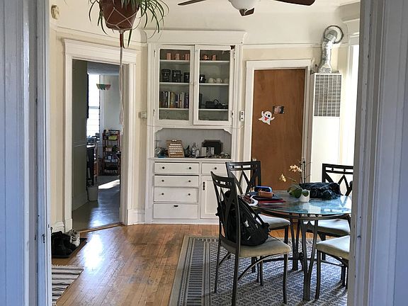 4th image of 3140 N Kenmore Ave #3