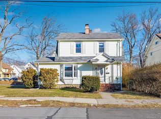 308 Amsterdam Ave, Bridgeport, CT 06606