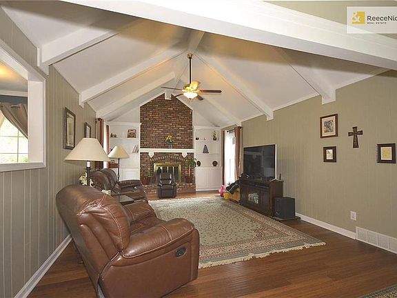 New wood flooring in great room