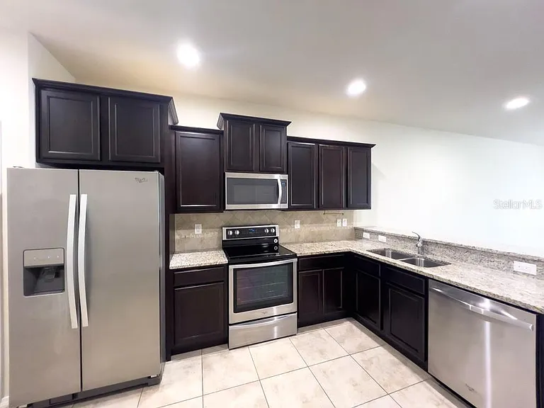 4812 White Sanderling Ct — Photo 8
