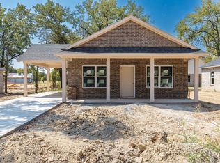1013 Hillburn Dr, West Tawakoni, TX 75474