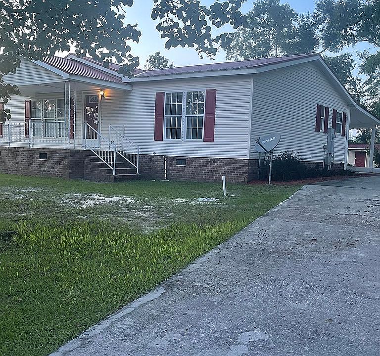 1st image of 3774 Judy Ln NE