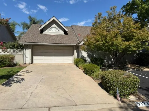 9128 N Stoneridge Ln, Fresno, CA 93720
