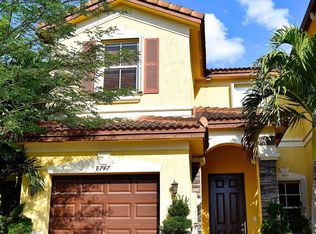 8747 NW 113th Ct, Doral, FL 33178