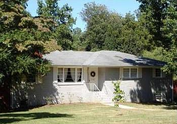 1st image of 3190 Wildwood Dr SW