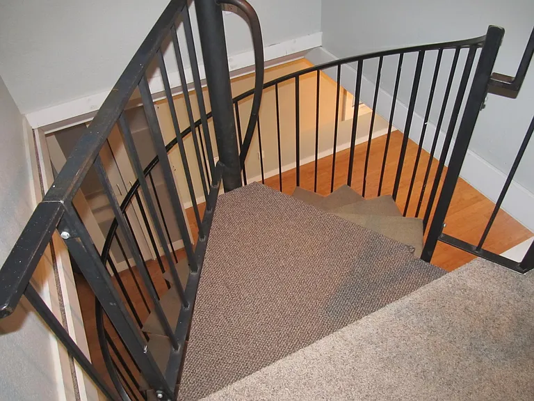 2223 Rucker Ave — Photo 7