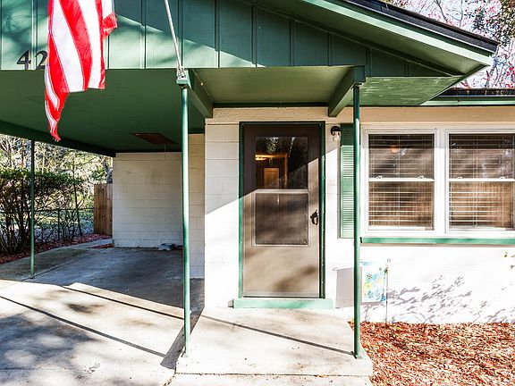 2nd image of 427 E PARKWOOD Drive