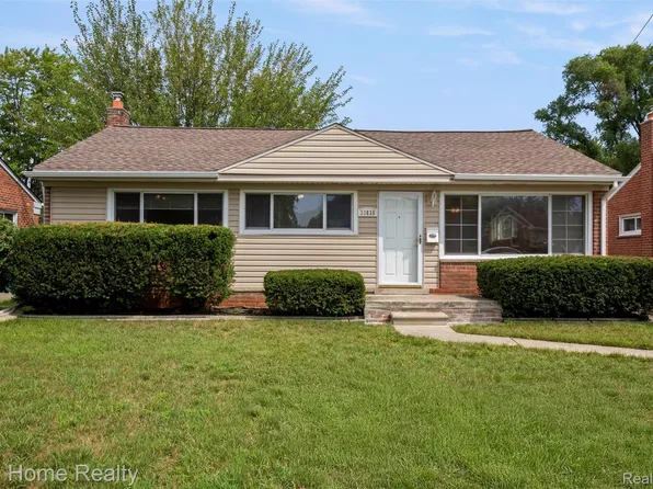 33038 Sheridan St, Garden City, MI 48135