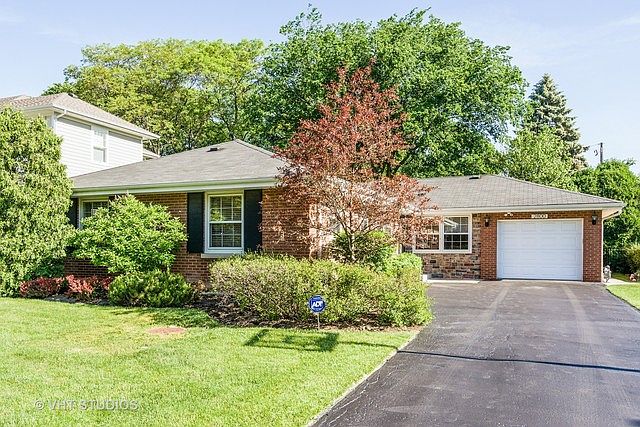 1st image of 2800 Orchard Ln