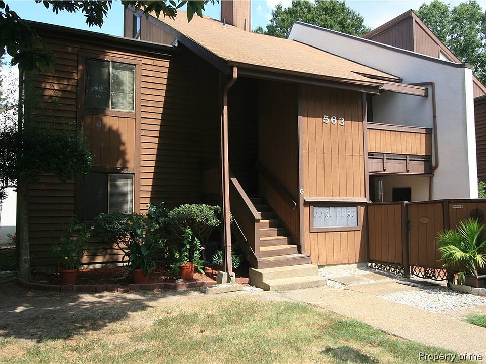 1st image of 563 Ayrshire Way